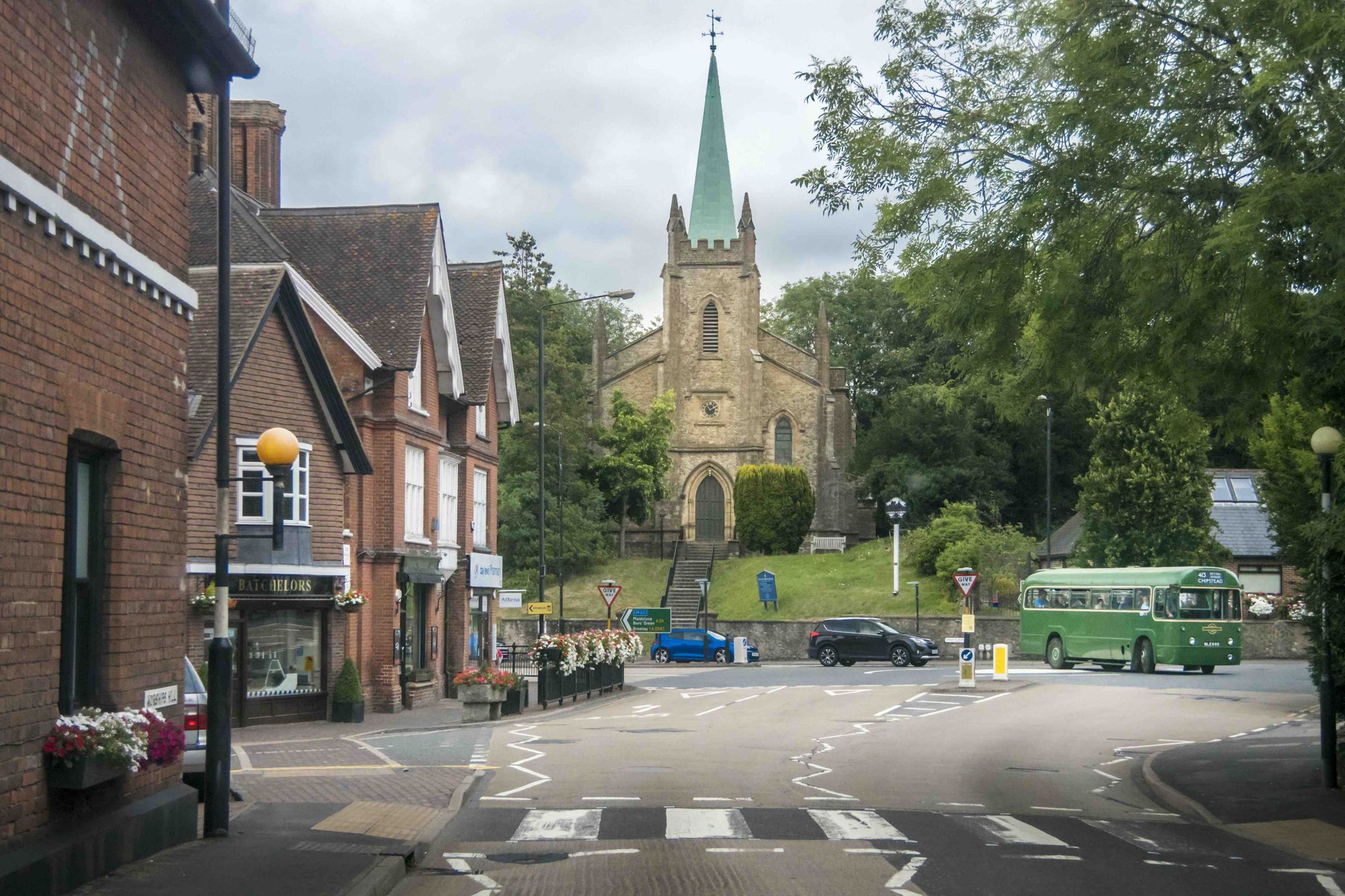 Sevenoaks Town Council gets a share of £1m for award-winning bus service